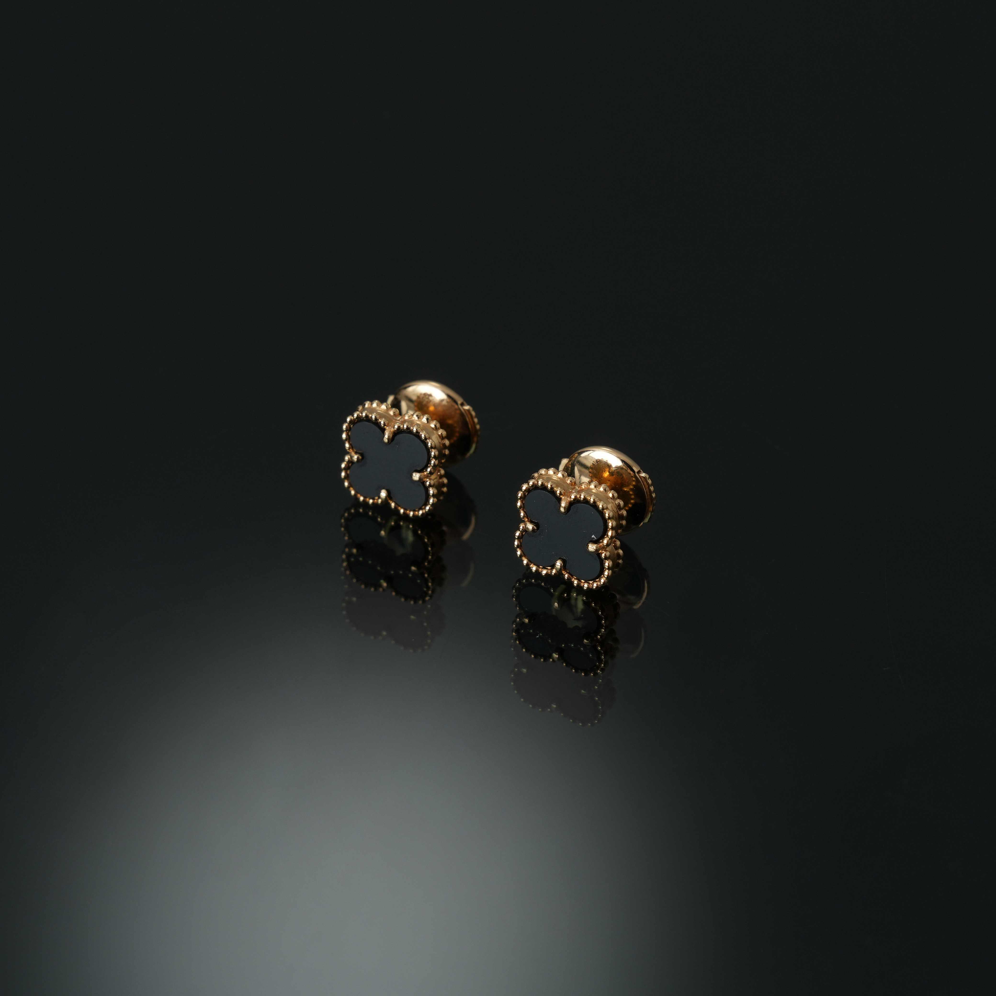 Van Cleef & Arpels(USED)반클리프앤아펠 스윗 알함브라 이어링